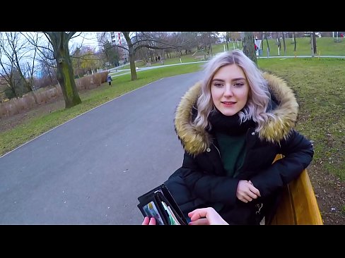 ❤️ 為了錢吞下陌生人的熱精液 - Eva Elfie 在公園裡口交 ❤❌ 性愛視頻 在我們 ❤